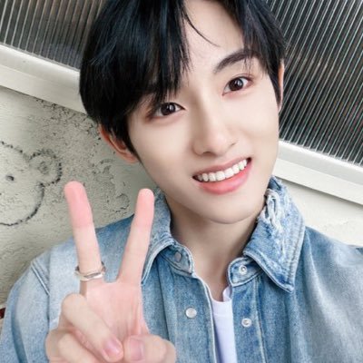 tuberose971028's profile picture. 나의 행복요정🧚🏻‍♀️ 동스청🌸