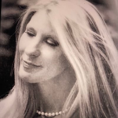 carolinaskies69's profile picture. blue eyed patriot ~ scorpio ♏️ ~ when words fail, music speaks 🎵