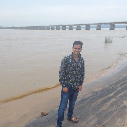 Saroj986149's profile picture. 