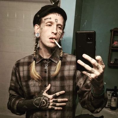 he/him - musician - artist - 18+ - healthfood nut - skateboarding - tattoos - yadayadayada