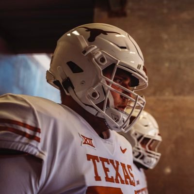 Offensive Lineman for the University of Texas 🤘🏼🧡🤍