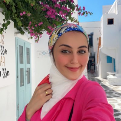 سر النجاح يمكن اختصاره في كلمتين( الأخلاص والجدية )