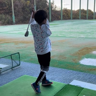 娘を2022 JLPGAプロテスト合格に育てあげた父⛳️今は長男に夢中。ゴルフ好きな方と繋がりたい。無言フォロー失礼します。変なDM一発ブロック。フォロバ無しも月一見直し❎ご容赦下さい。