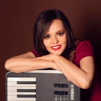 Yulia Petrova(@Yulia_pianist) 's Twitter Profile Photo