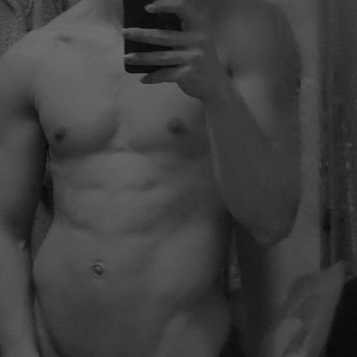 🔞Chico joven dotado y guapo buscando diversión. Experiencia con parejas liberales y singles. Soy Nudista y HetCurioso 🤟🏻🔥https://t.co/RfuW0jiHoL💙