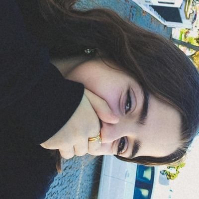 marianab2rradas's profile picture. 