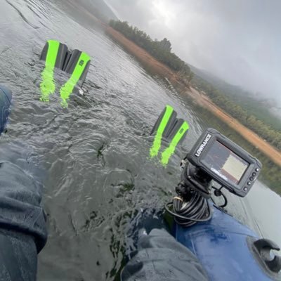 carlos221296's profile picture. 