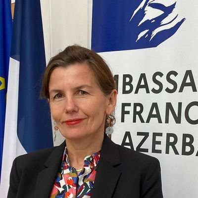 Ambassadrice de France en Azerbaïdjan 
@FranceBakou
  
Esprit chameau                                               
Compte personnel 🇫🇷🇪🇺