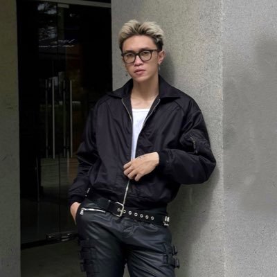 andrwmai's profile picture. 