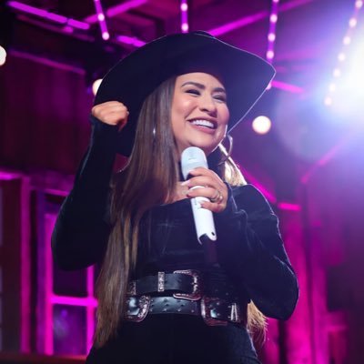 isabelamori12's profile picture. If you can dream it, you can do it.🦋❤️💌