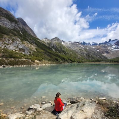 #TeamOtoño 🍂| Me gusta sacarle fotos a casi todo lo que veo | Entusiasta de los matices | Validar y habitar lo que siento