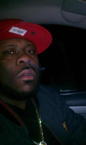 DEYCALMEFREE's profile picture. 