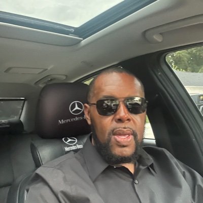 TimJonell's profile picture. When will WE (people of color) realize! 📣🧐🙏🏾🇺🇸