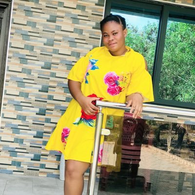 daavi_00_fafa's profile picture. I'm new here, please follow and I will follow back 😥