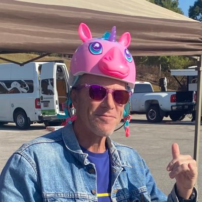 ajsturgess705's profile picture. I opened a twitter account for 💩 & giggles