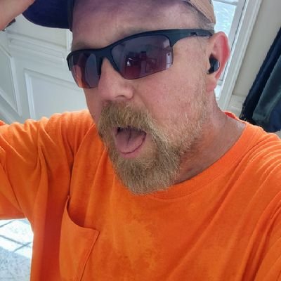 bradt66's profile picture. A collection of men and other stuff.