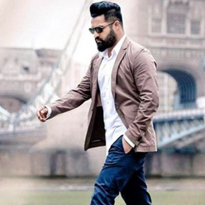 Rams_krrish's profile picture. Always be happy 🕺.Fan of Jr.Ntr & Nagarjuna 
. Hard core Follower of YS Jagan. 💙🤍💚.I love KURNOOL.♥️