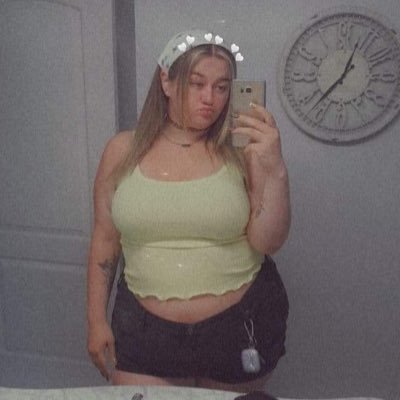 _kaitlinmarieee's profile picture. 