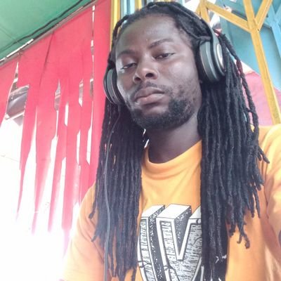 EfoYao90's profile picture. Liverpool fc pride .. Simple but f...ckin hard ass.. Herberlist ☘☘☘