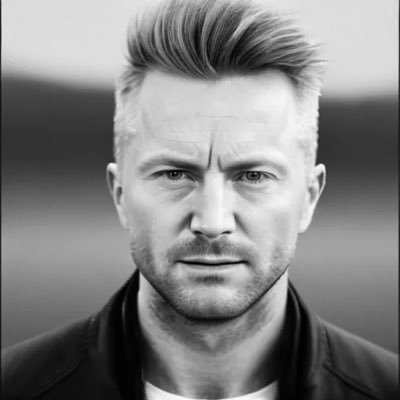 leex17011's profile picture. 