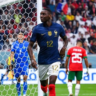 Rz18F's profile picture. footballeur