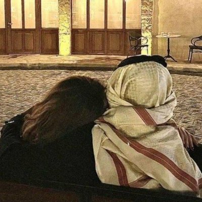 وَانْ كَانَ عَيَاءً لَا يَرُدُّ اَلْجَوَابِيُّ / قَوَّلُوا عَلَى شَأْنِ اَلْمَحَبَّةِ صَفَتْ لَهُ
