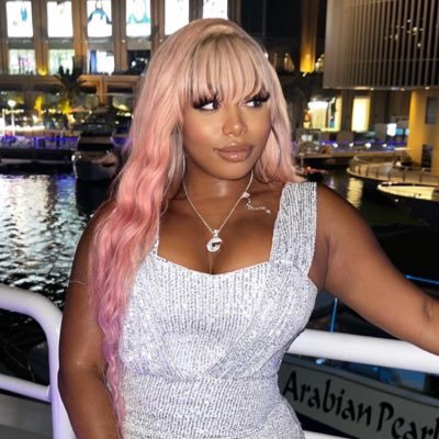 funsizeCHARM's profile picture. IG: @funsize.charm