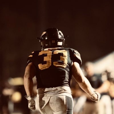 | 2023 | Topsail high school | Inside Linebacker #33 | 6’0 225lbs | 3.0 GPA |4.72 40 time | 4.4 shuttle | 295 Bench |450 squat #AGTG