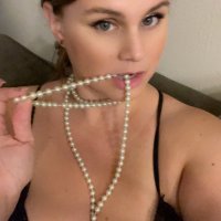 Jen(@AboutTheBoobs) 's Twitter Profile Photo