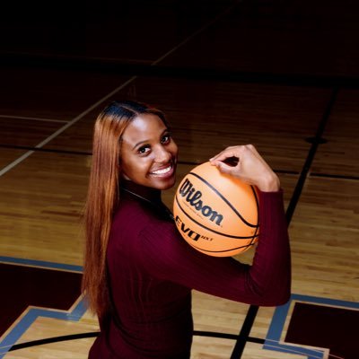 Tavisty Nadea Smith C/O 2024 Varsity basketball & volleyball player for Union Grove High school First team all region 5’11 #11 & #10 3.6 GPA ||NCAA 1902421042