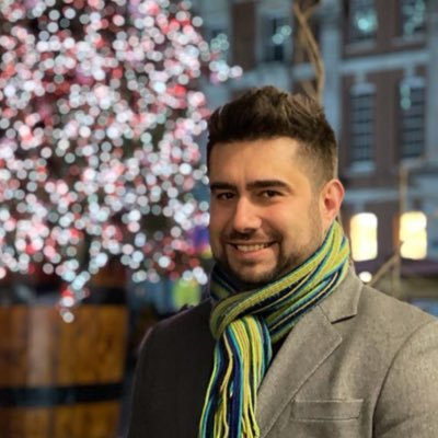 dannagoston's profile picture. Founder https://t.co/QmVX4h2fRI - social media retro style. No social pressure, no algorithms, no likes. Orkut reborn.