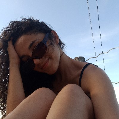 aamaximos_'s profile picture. Querido diário