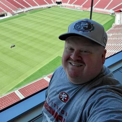 San Francisco 49ers Guest Services Supervisor, Senior Plant Manager for FedEx, Ford Lightning owner. ⚡️🛻🔋 Opinions are my own.
