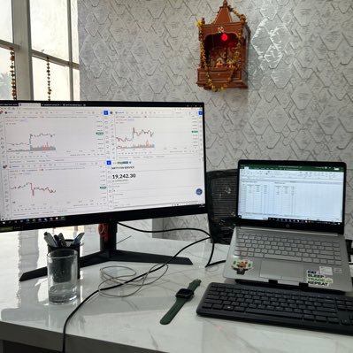 sumitz1204's profile picture. Trader(Option Seller)