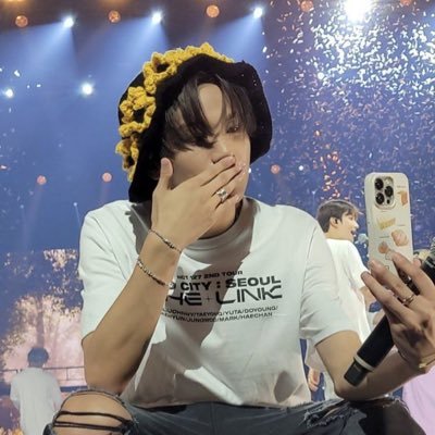 𝐅★𝐍 ִ୭ৎ A cherished adolescent junctures she got every-time she catch a glimpse of her source of ecstasy, her dearest sunshine: 해찬🐻. ♡ ૮៸៸› ‹៸៸ྀིა