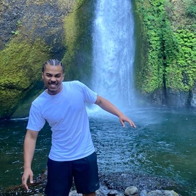 silvyysilv's profile picture. If the gold ain’t heavy then it ain’t real. #HeavyGold