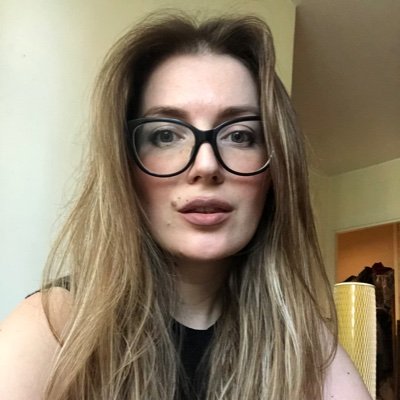 sima1305's profile picture. 