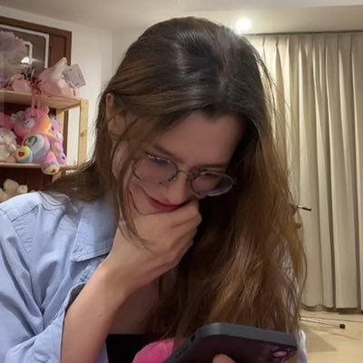 for_PBhappiness's profile picture. #freenbecky/ 갭더시리즈/ 얘네가사랑이아니면뭐지? 얘네는 진짜 사랑을 하고 있다