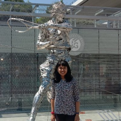 PhD student @Harvard SEAS working on Photonics||
Fractals, Poetry, Dark Choc, Coffee and tennis!