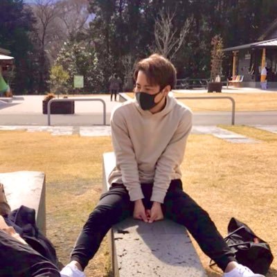 0jun02__'s profile picture. 誕生日は1月93日 / エコゲノミクスと左右性