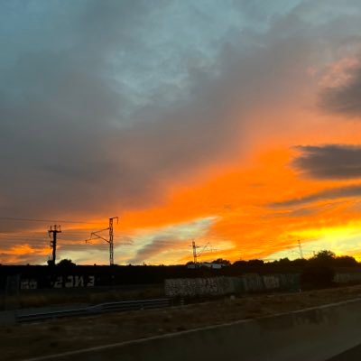 elf_elow's profile picture. 