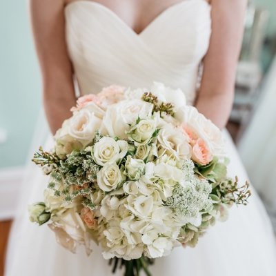 Wedding Flower Tips Every Bride Should Know