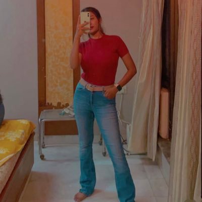 KolhapureSakshi's profile picture. 🙇🏻‍♀️🧘🏻‍♀️