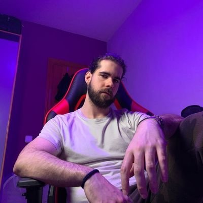 No ser guapo 🤝 no ser gracioso
🎙 Podcast y movidas
🔴 https://t.co/NHqx0EjlPM
⚫ https://t.co/EdnQDcHUVW
🟣 https://t.co/Rwr1E9Tfnn