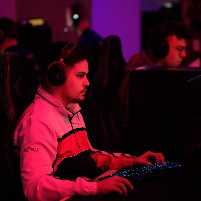 🇦🇷El Patrón de la casa PUBG-Competitive Player for ??? Contact: alexhaslsony@web.de catch me here if you wanna see something https://t.co/oDsSpwsXMS