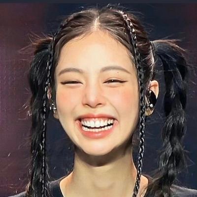 ไม่ได้เป็นบลิ้งแต่รักเจนนี่ยัยแก้มเกี๊ยวตัวจี๊ดคนเก่งของมัมหมีรักหนูที่สุดใน🌏รักเจนนี่ชอบแทฮยองติดตามหนูทั้ง2🤍🤍🤍🤍