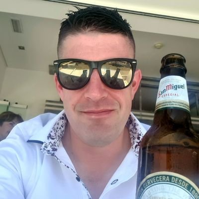 Someday, somebody will call me Sir without adding 'You're making a scene'.
Ireland, Kildare, Arsenal, Golf. Not the Kildare manager. How are things?! 🇮🇪🏳⚽️⛳️