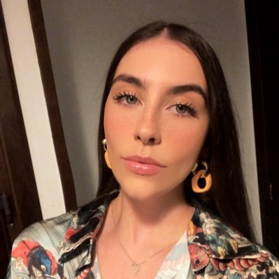 ElenaaGutierrez Profile Picture