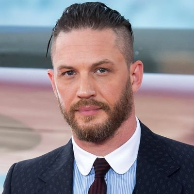 Edward Thomas Hardy CBE is an English Actor, After studying acting at the Drama Center London,I made my first film debut in Ridley Scott's Black Hawk Down .