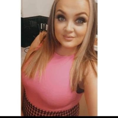 chloemunrox52's profile picture. R, H & R💙❤❤
callum💚